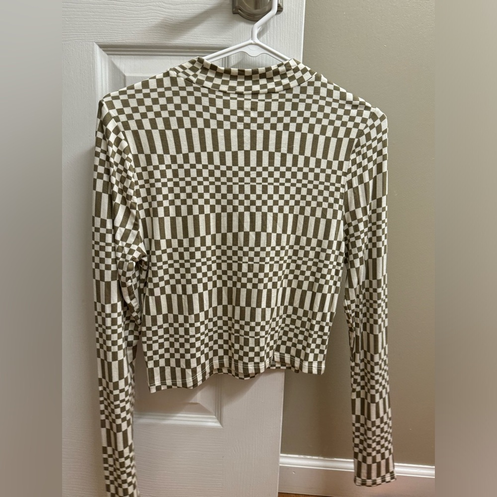 PAC Sun long sleeve olive green and cream tight fit